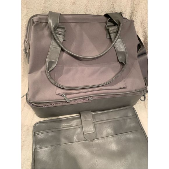 NWT Beis Convertible Mini Weekender in Grey - Picture 4 of 4